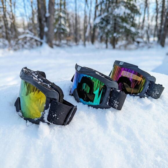 Brand New 2026 Anti-Fog Ski & Snowboard Goggles | 2 Lens Colors | Unisex Fit - Picture 3 of 5